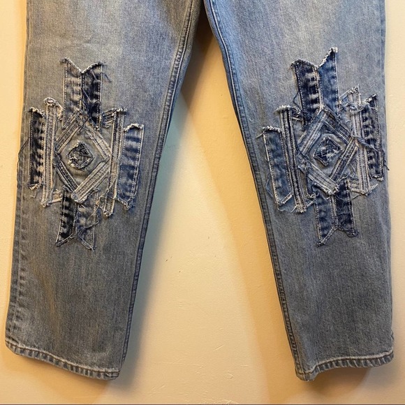 Sold Lucky Brand Patchwork Cropped Jeans Size 6 - Picture 5 of 12